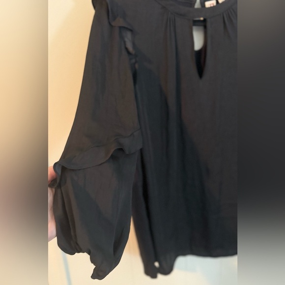 Dolan Left Coast Collection Anthropologie 3/4 sleeve Ruffle Tee top size S - Picture 3 of 9